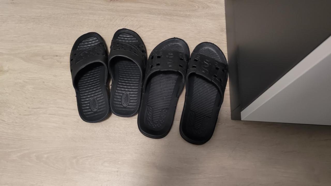 Apartament Garsoniera 30Mp Chrysflatty1 - Free Netflix Arad Zewnętrze zdjęcie